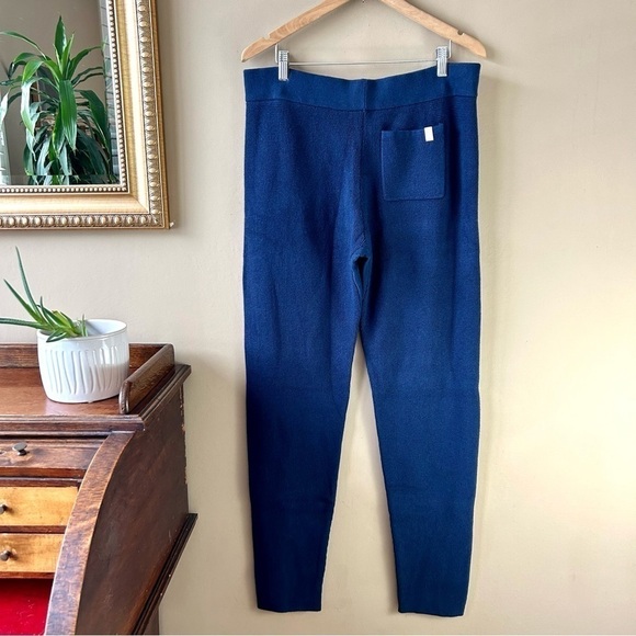 Lunya Waffle Knit Slim Pants Navy Blue Cozy Cotton Silk Thermal Back Pocket Sz L - Picture 5 of 9